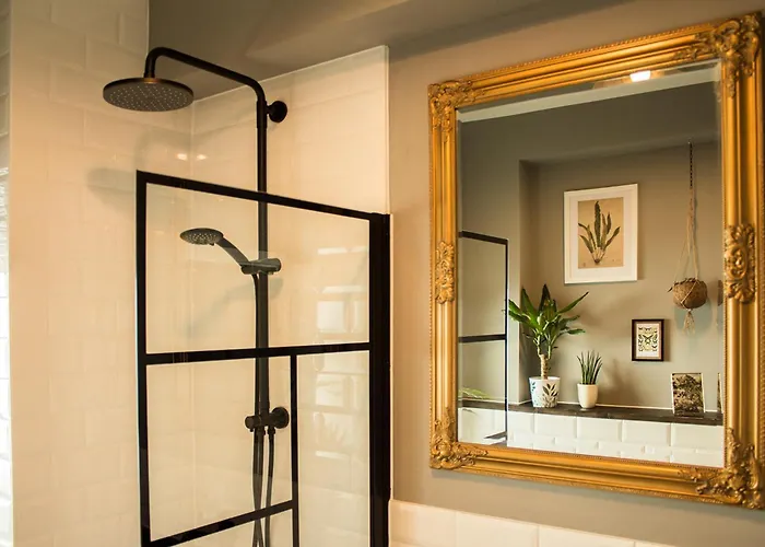 Cozee - Gemuetliches 2,5-zimmer Mit Netflix